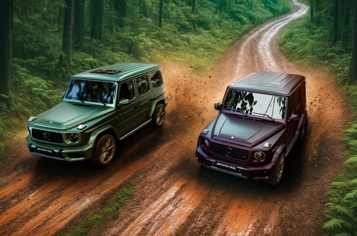 Two India-only MANUFAKTUR colours:
Mid Green Magno
Red Magno
These shades reflect the vibrancy and uniqueness of Indian culture while preserving the iconic G-Class silhouette.