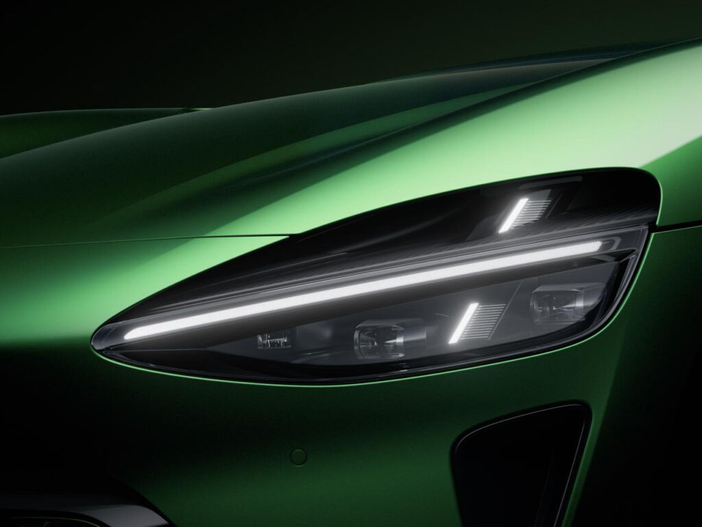 front LED headlamp of the xiaomi YU7 