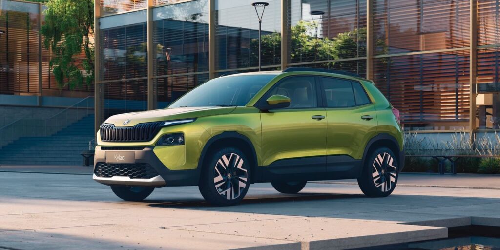 Front three-quarter view of the 2025 Škoda Kylaq in Lime Green, showcasing bold grille and LED DRLs