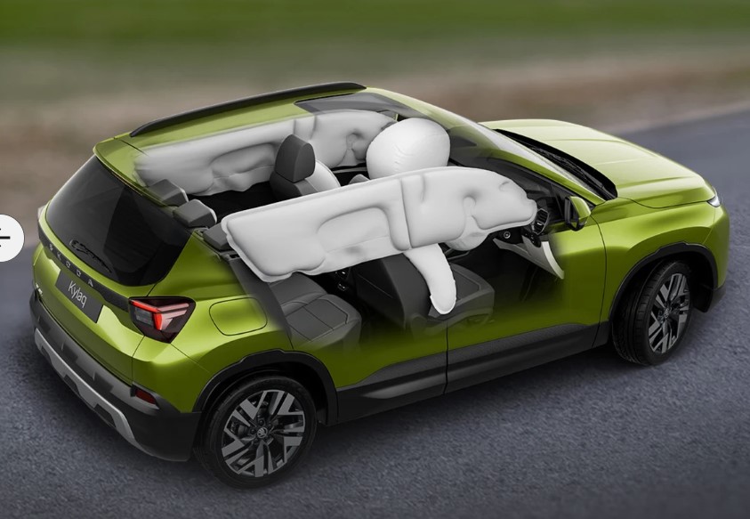 Standard 6 Airbags (Front, Side, Curtain)