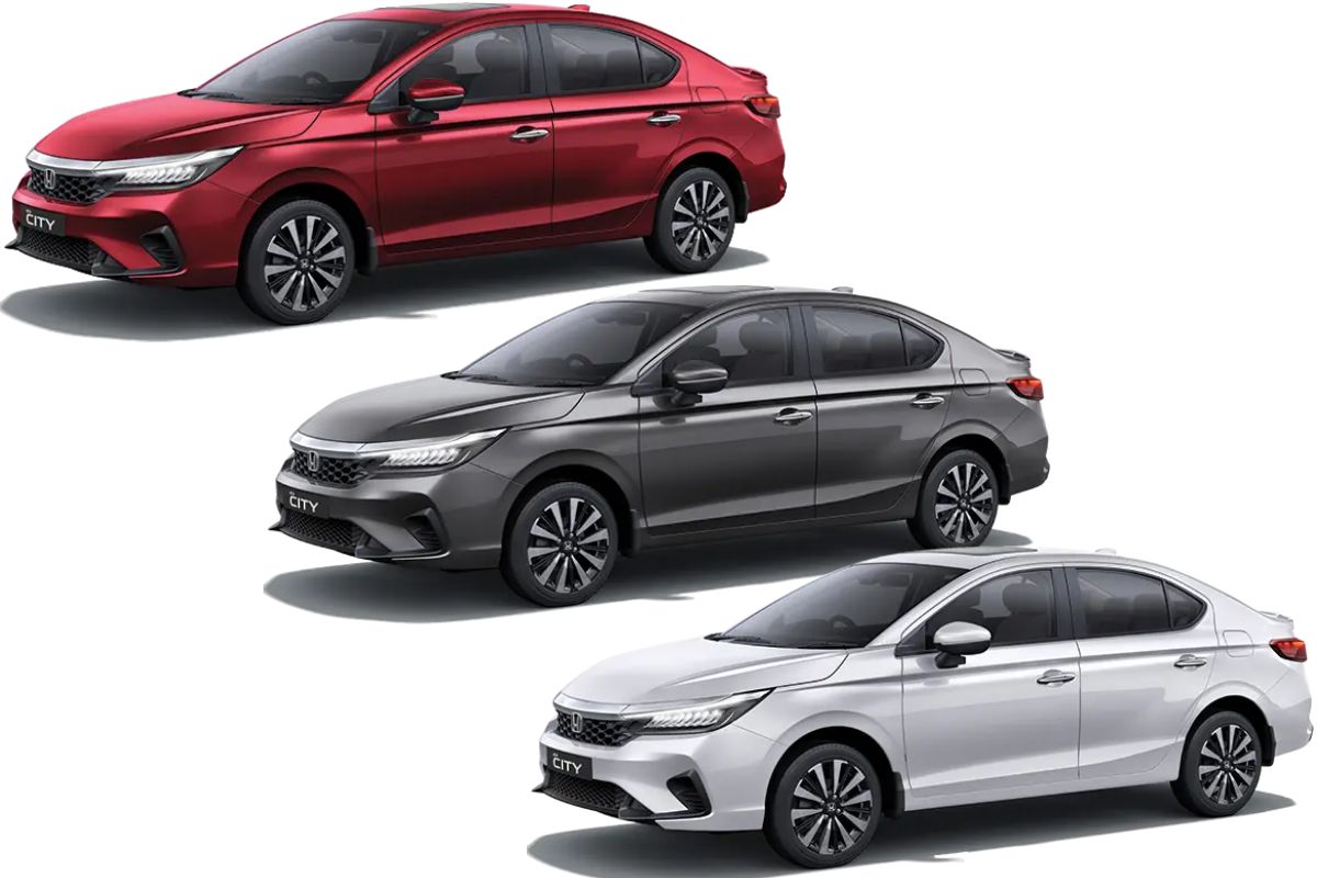 Color options:
Radiant Red Metallic
Platinum White Pearl (+₹8,000)
Meteoroid Grey Metallic