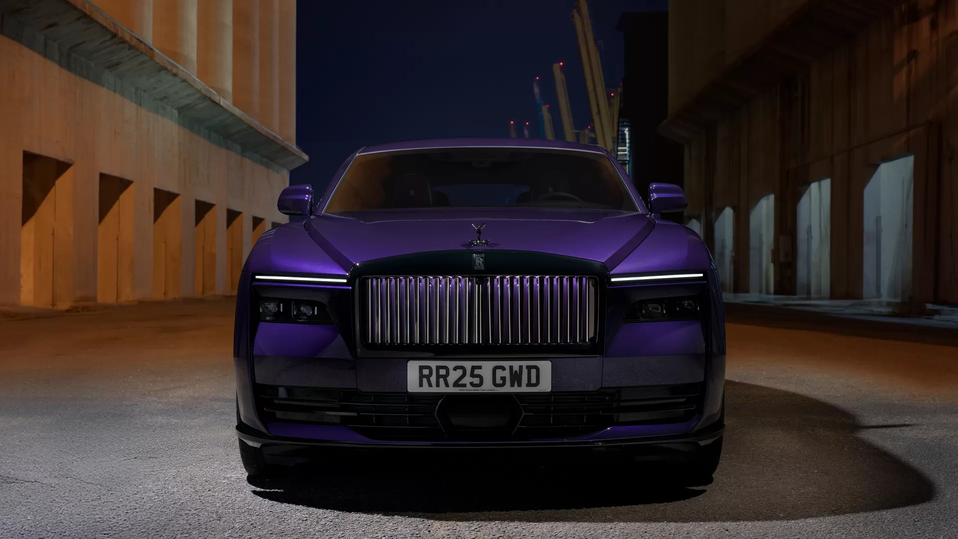 Rolls Royce Spectre Black Badge EV Priced at ₹9.5 Cr