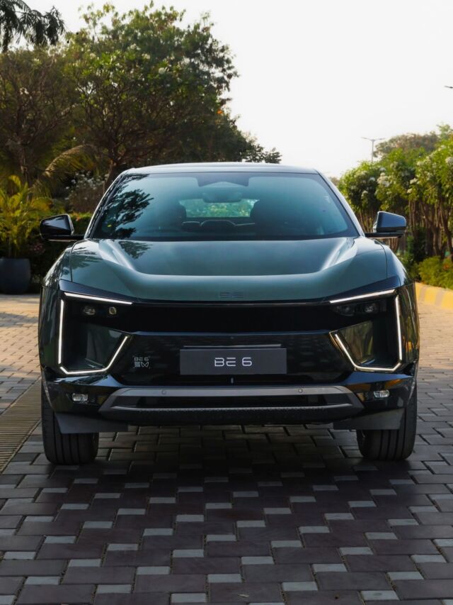 front view of the mahindra be 6