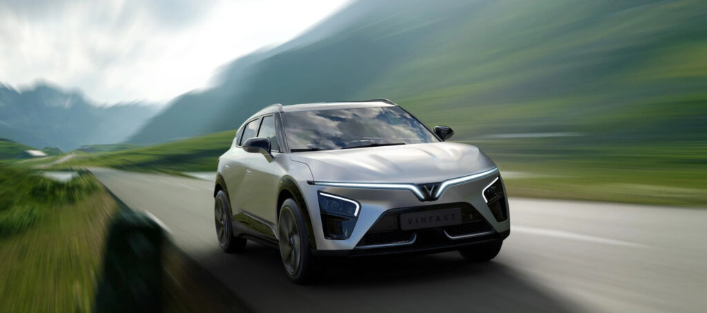 Vinfast VF7 offers a big battery if 70.8KWh