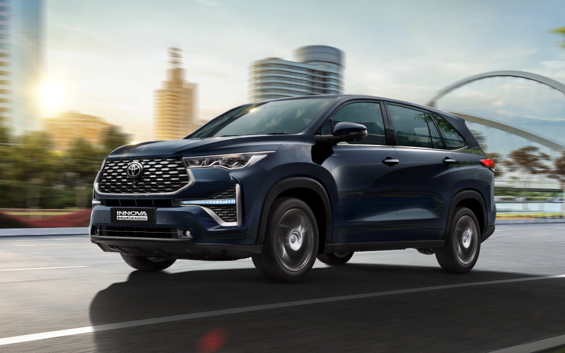 Toyota’s flagship MPV, the Innova Hycross, has achieved a full 5-star safety rating from Bharat NCAP, reinforcing its place among India’s safest family vehicles.
